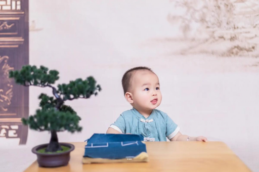 松滋宝宝6个月可以坐吗 松滋宝宝6个月可以坐吗